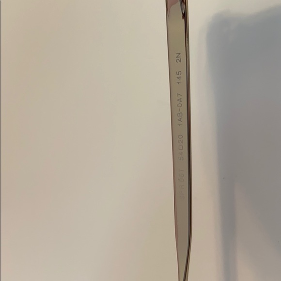 Sunglasses - Picture 4 of 5